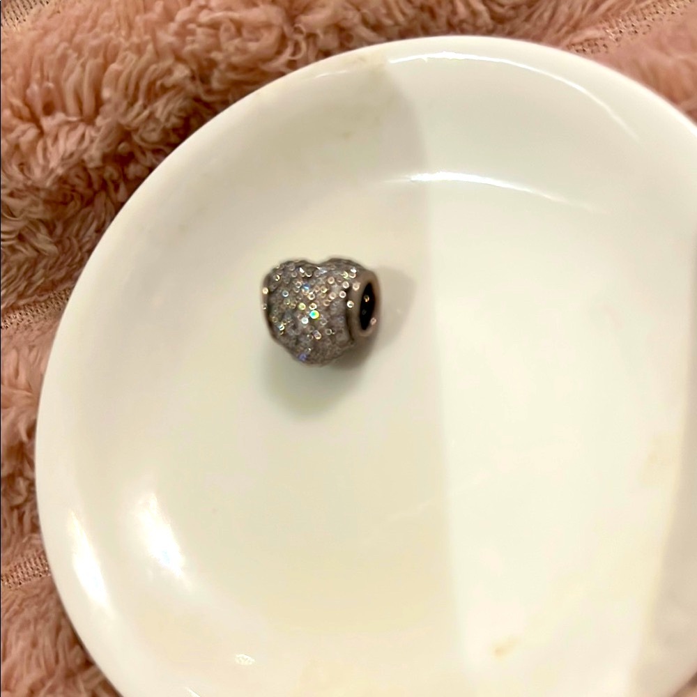 PANDORA ELEGANT Silver Heart Charm - Picture 5 of 6